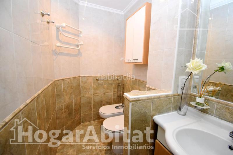 Foto 1ea29c75-ddef-4a81-8437-5c6540653ec2. Casa adossada amb aparcament a Alquenència - Venècia Alzira