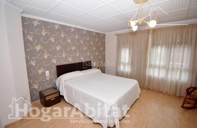 Foto 87767cfb-1e36-49ca-b9de-90f6c6dfa45a. Casa adossada amb aparcament a Alquenència - Venècia Alzira