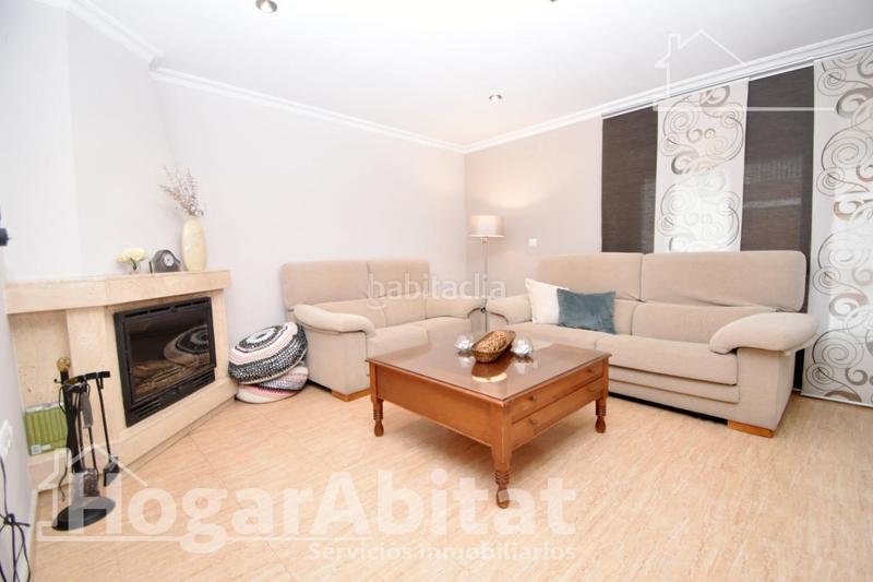 Foto 8a41cc33-07b5-428b-b689-39c8db42e429. Casa adossada amb aparcament a Alquenència - Venècia Alzira