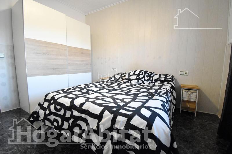 Foto 74b42c13-d388-4bf8-a1a6-1067e3796346. Chalet  con gran terreno, piscina, barbacoa y garaje en Gandia