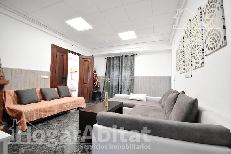 Foto accf48f1-082b-40db-8984-c45c97e109ba. Chalet  con gran terreno, piscina, barbacoa y garaje en Gandia