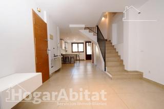 Piso  Calle líria. Excelente zona! precioso dúplex seminuevo y exterior con ascenso