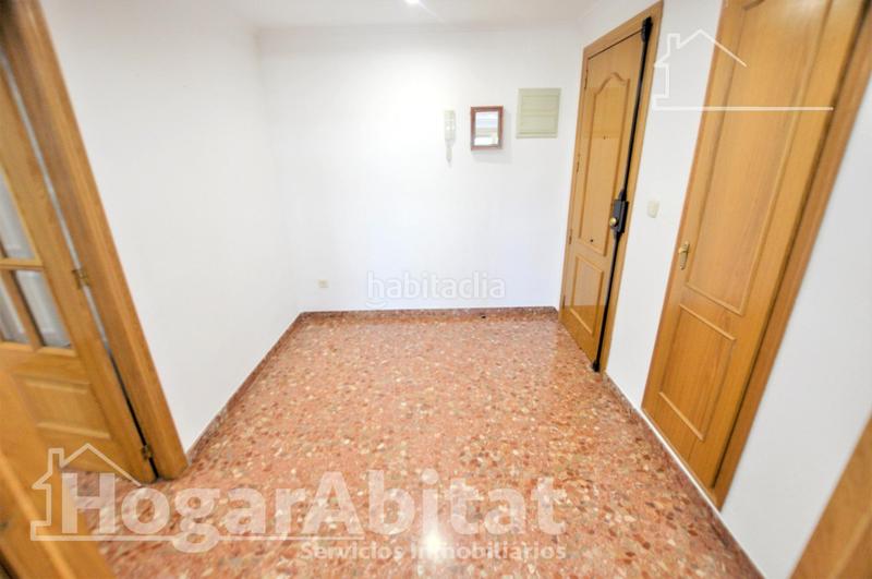 Foto 1ac9200b-4a2f-4d19-be65-6cd99577f64b. Piso vistas despejadas! amplio, alto y muy luminoso con dos garajes y balcón en Puçol