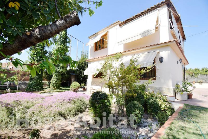 Foto 100abfbb-8d2c-4989-a77d-dce8e1a1f310. Xalet amb calefacció aparcament piscina a Avenida Alemania-Italia Villarreal / Vila - real