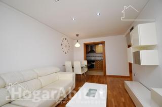 Appartement  Calle calle cervera del maestrat. Seminuevo con garaje y balcón