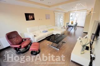 Casa a schiera  Calle editor ricard vicent. Adosado espectacular! amplio y reformado con terraza, en pleno c