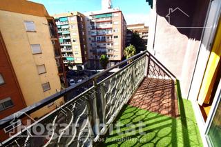 Appartement  Calle francisco moreno usedo. Reformado con balcón y ascensor junto extramuros