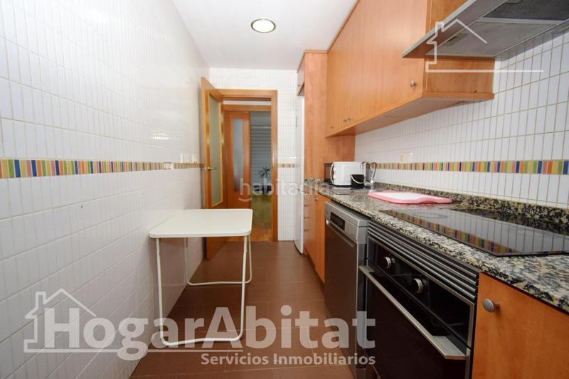 Foto 40dcaf87-38df-4a8b-865f-40ccacdddef9. Piso muy amplio con garaje y trasero en Monserrat