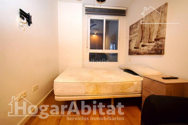 Foto 44476693-eabb-4c7d-9fb7-14bbbbcf3525. Piso muy amplio con garaje y trasero en Monserrat