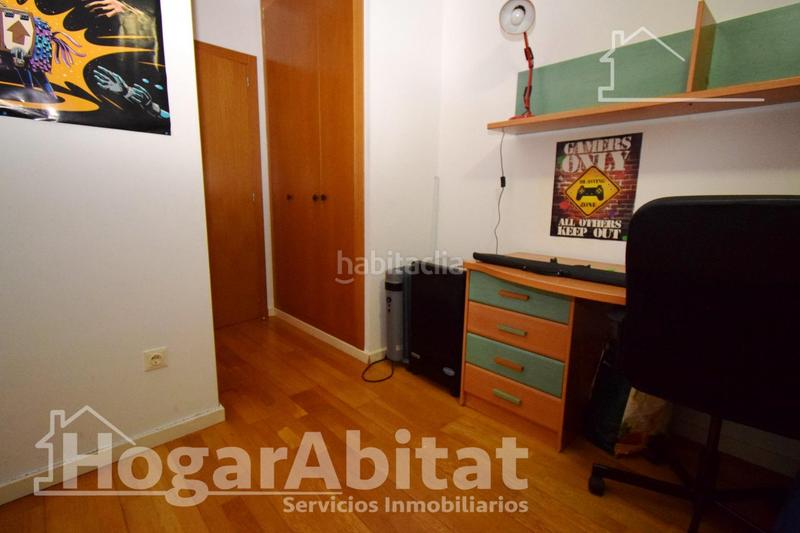 Foto 88b1dba6-c8e5-4857-9efa-8603c2dd7ae4. Piso muy amplio con garaje y trasero en Monserrat