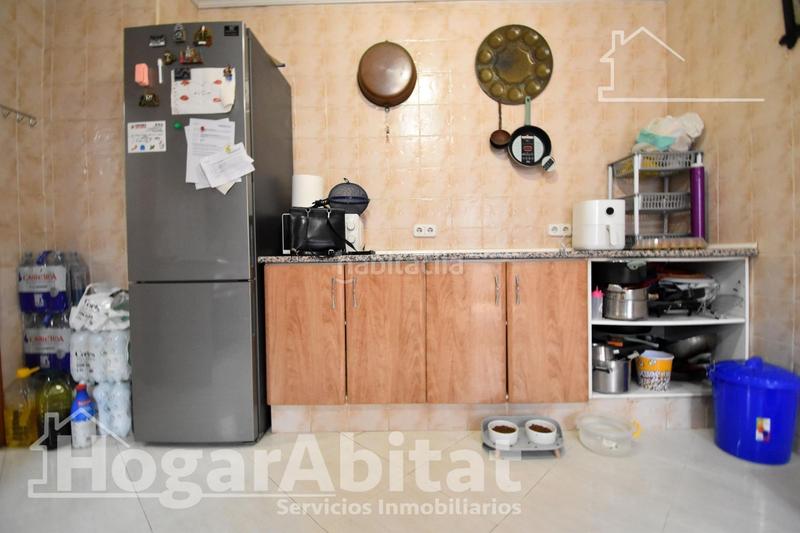 Foto 47ce8638-00bc-4d33-9b68-5badc0626d17. Casa amb calefacció a Oliva pueblo Oliva