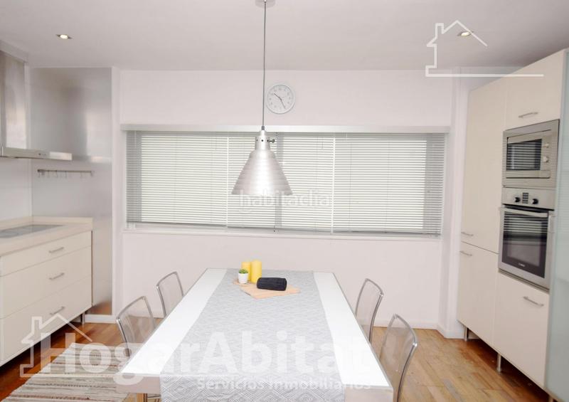 Foto 97f04236-b7f8-4b31-9f80-3ec05dff59cd. Penthouse with heating in Centro Ciudad Paterna