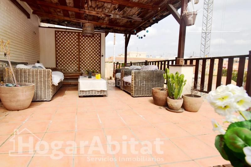 Foto f79dd199-a963-4eaf-87c2-c4b7fafc81a5. Penthouse with heating in Centro Ciudad Paterna