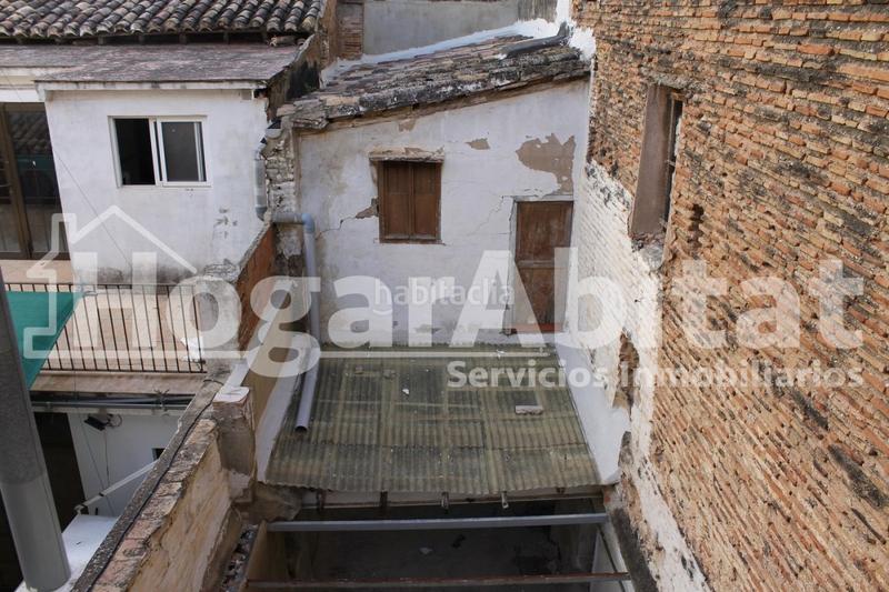 Foto 739f1c21-e794-4ce4-9e39-4dfc3a7a12b8. Casa  para hacer a tu gusto con garaje y terraza en Alaquàs