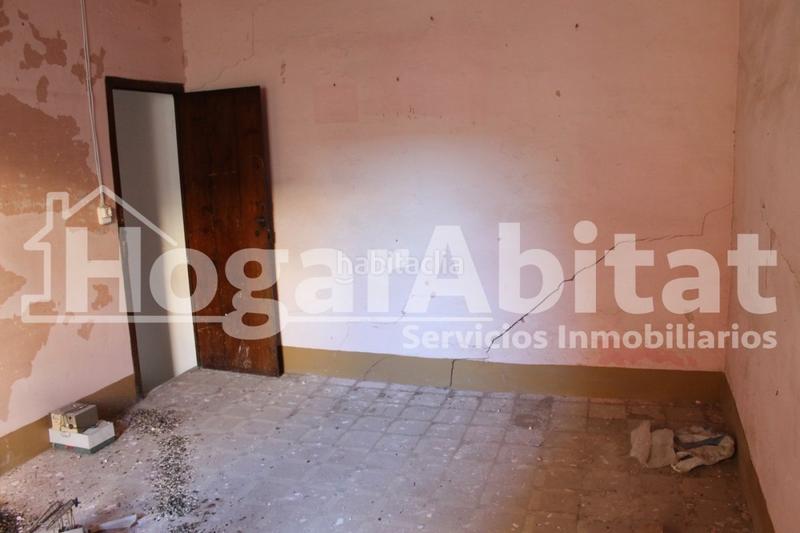 Foto caf6d9e7-356e-4ac7-9ec4-72a45a222012. Casa  para hacer a tu gusto con garaje y terraza en Alaquàs