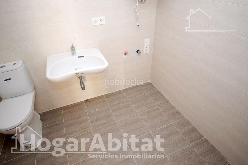 Foto 365b0f06-e4c0-4e3a-8782-4399c37931d9. Piso a estrenar! con piscina, terraza esquinera y garaje en primera línea de playa en Oropesa del Mar
