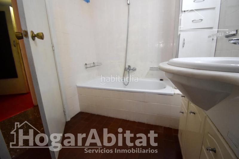 Foto 3efcbd98-84c8-45b4-91b2-73451d311681. Pis amb aparcament a L´Amistat Valencia