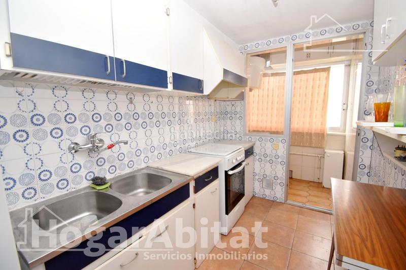 Foto 6bf336d5-684f-4225-98fc-225052d51bbc. Pis amb aparcament a L´Amistat Valencia