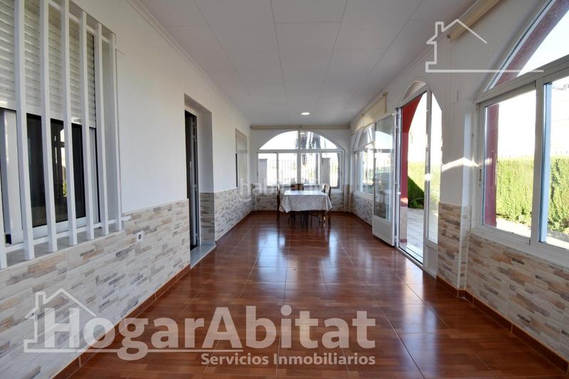 Foto 7bee2f53-9bf9-4f76-9c2b-94ec2dd59fa2. Chalet avec chauffage parking piscine dans Oliva playa Oliva