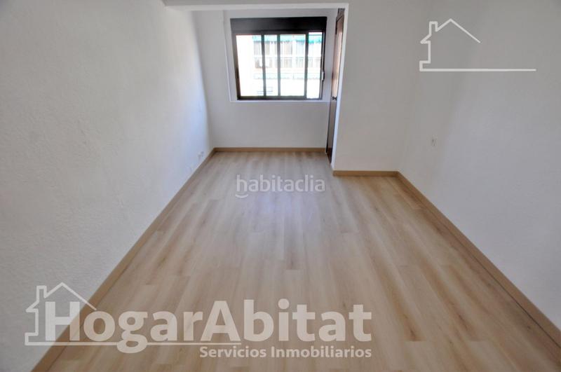 Foto 07bb035b-0a15-4283-aadf-aaab222156e1. Pis a La Creu Coberta Valencia