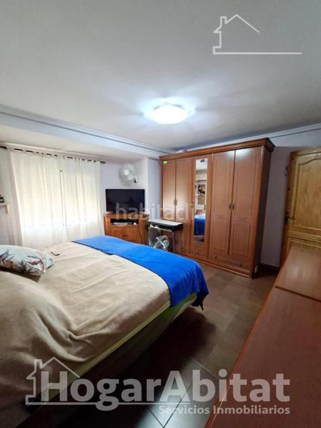 Foto f6a105a0-ec73-485e-a300-4a7f30c3f762. Piso amplio con balcón y ascensor cerca del metro en Godella