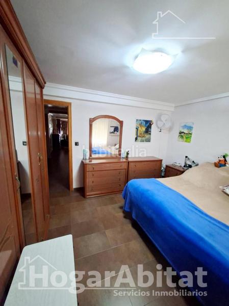 Foto ff9717eb-481e-452a-8380-6d2c97375f46. Piso amplio con balcón y ascensor cerca del metro en Godella