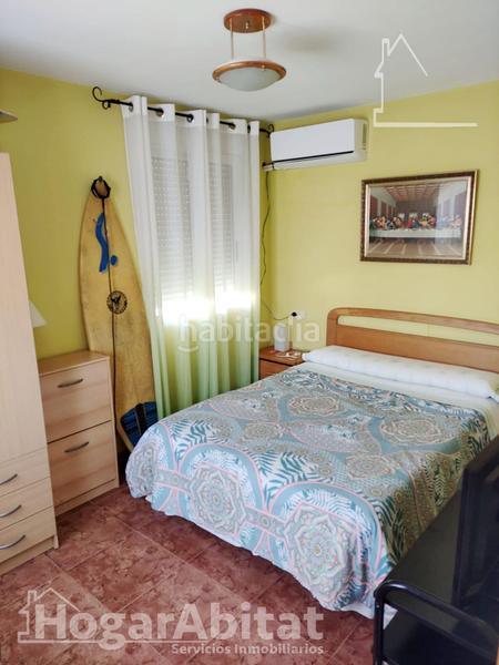 Foto 4f8d1c6f-b245-4b69-8ea7-3bda3c6b6c8f. Casa adossada amb piscina a Zona Carrefour - Urbanizaciones Torrevieja