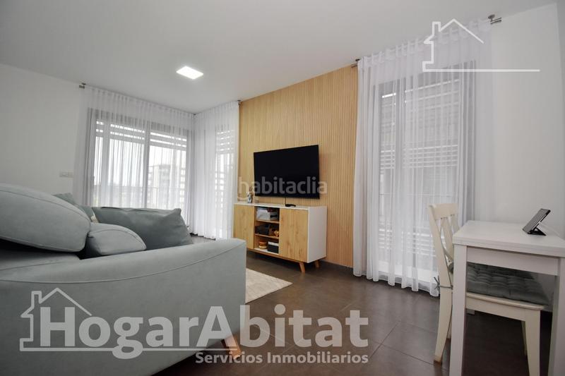 Foto 45916103-4d4b-4999-94bd-b5592d8938ef. Piso seminuevo y esquinero en residencial con garaje y terraza en Castellón de la Plana