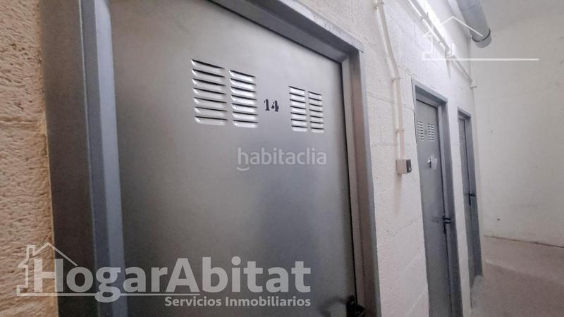 Foto db2e50c9-8b3d-4a6b-a3b4-6b04fbf92473. Piso seminuevo y esquinero en residencial con garaje y terraza en Castellón de la Plana