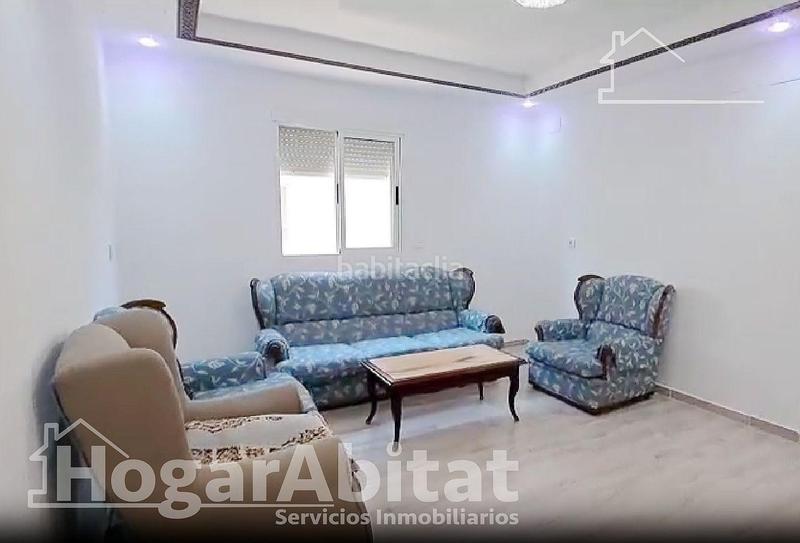 Foto 66a1a648-bbc8-45b8-82fa-a45bb54eba77. Piso muy amplio y reformado junto al centro de salud en Alzira