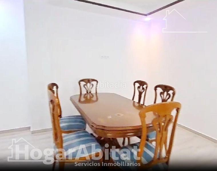 Foto 8ef2a483-ebb3-4645-ab62-82d8af3d0859. Piso muy amplio y reformado junto al centro de salud en Alzira