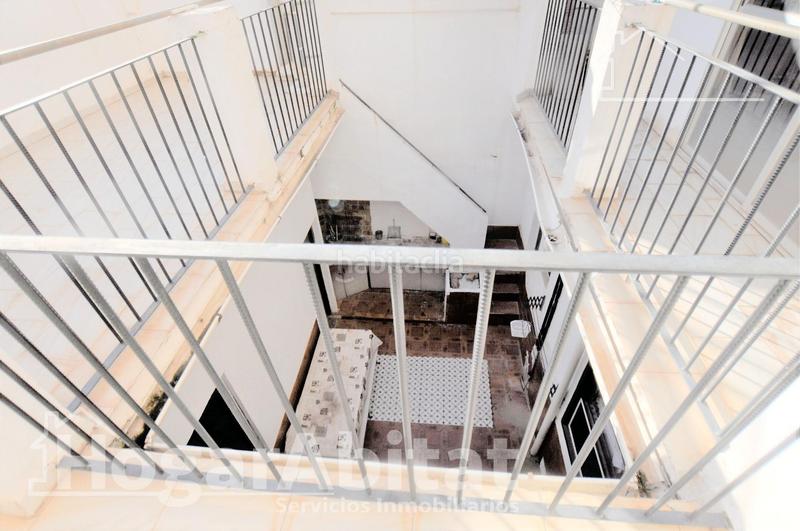 Foto 018676c5-2f9e-47db-a9f7-5bc213d43b49. Casa oportunidad de inversión! gran casa con garaje y terraza en Sagunt