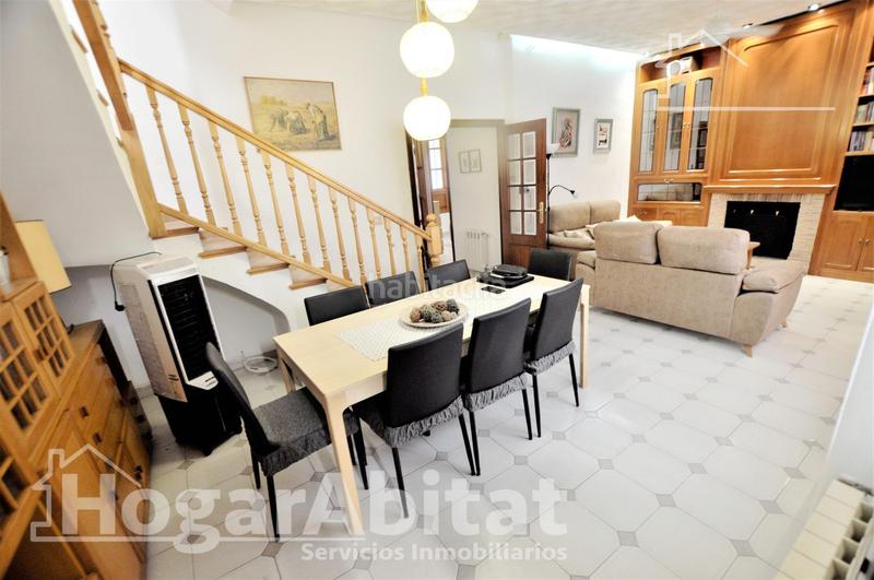 Foto 83478491-1454-4ada-bfd6-f0d7ec1f187c. Casa oportunidad de inversión! gran casa con garaje y terraza en Sagunt