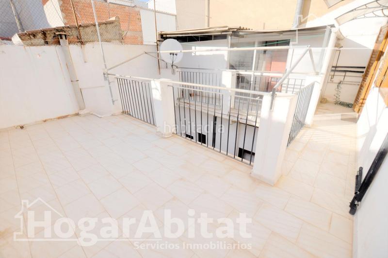 Foto c9e0049a-5eb6-4c20-9cd3-668ffc64b803. Casa oportunidad de inversión! gran casa con garaje y terraza en Sagunt