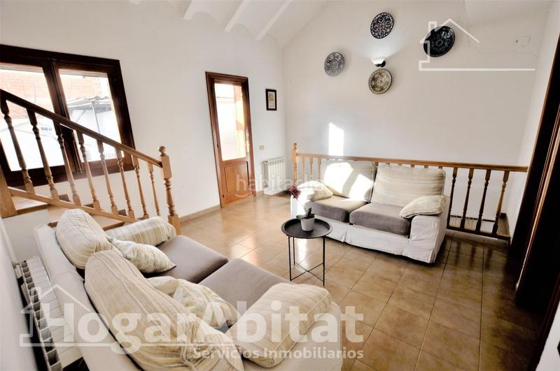 Foto f32abf0d-6196-493f-aeaa-bfaa9d508fbf. Casa oportunidad de inversión! gran casa con garaje y terraza en Sagunt