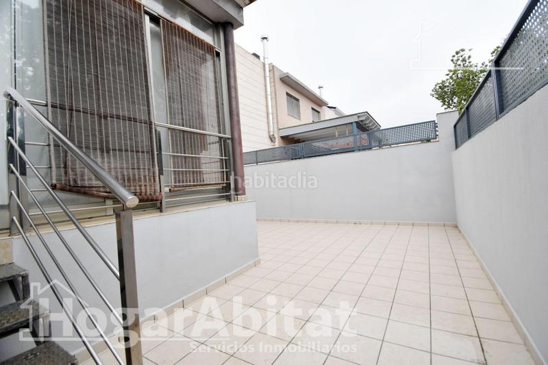 Foto 0d0cda94-fd1e-486f-b91a-5a416424e92c. Reihenhaus mit heizung parking in Park Nord - Casona Gandia