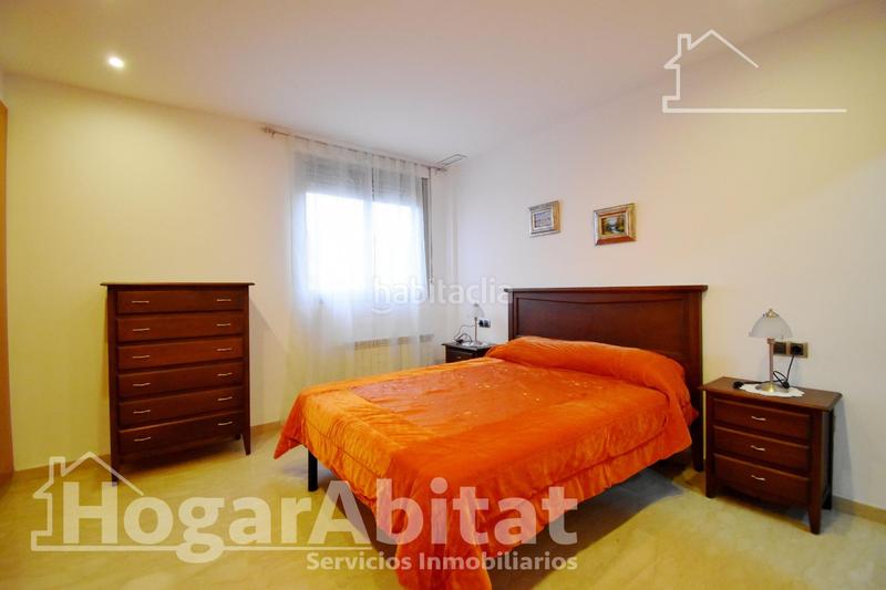 Foto 0ffbb889-e6ee-439e-85ed-544fec784745. Reihenhaus mit heizung parking in Park Nord - Casona Gandia