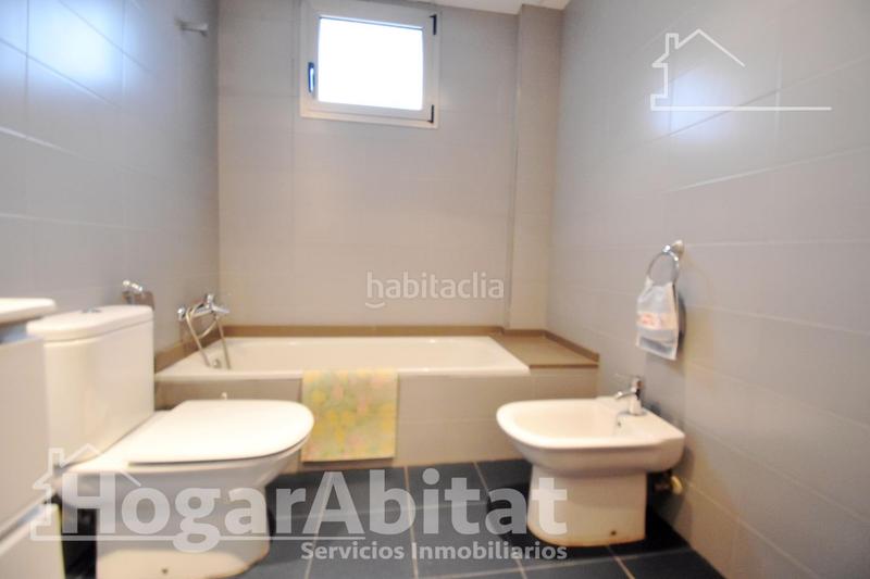 Foto 4fa104b0-9350-4876-9862-ee071ee584e0. Reihenhaus mit heizung parking in Park Nord - Casona Gandia