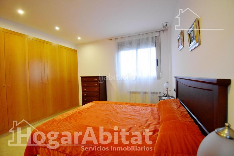 Foto ab47bef1-7b25-4847-bd05-0016cb3b8a02. Reihenhaus mit heizung parking in Park Nord - Casona Gandia