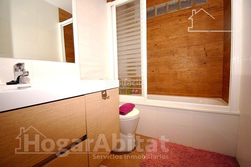 Foto cbc7d699-acba-456e-b51c-80d6f22a5b47. Pis amb aparcament a Onda