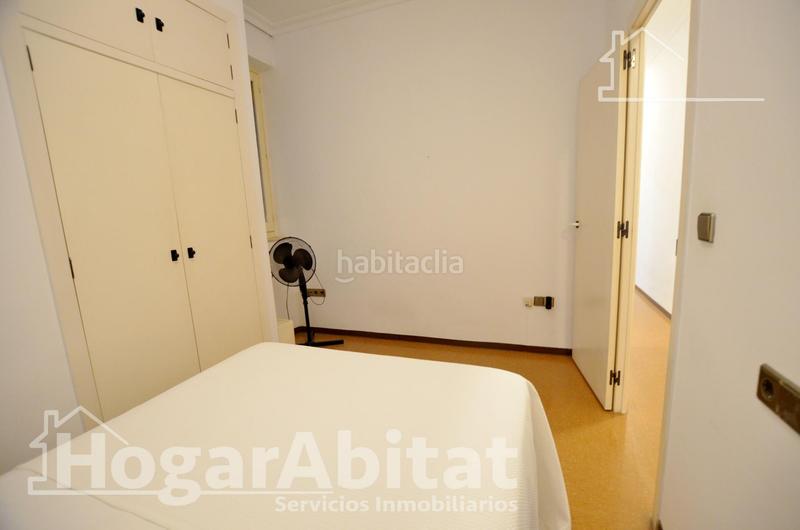 Foto 23a98055-6694-491d-8064-1985747bdf42. Piso cerca del puerto! amplio, bonito y luminoso con balcón en Alicante