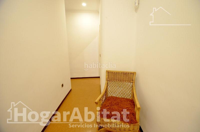 Foto 84dcecb6-9ba8-47c7-b72c-74098e279897. Piso cerca del puerto! amplio, bonito y luminoso con balcón en Alicante