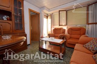 Etagenwohnung  Ronda magdalena. Excelente zona! alto, amplio y esquinero con balcón