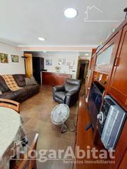 Pis  Calle arzobispo fabian y fuero. Amplio con balcón y ascensor cerca del metro