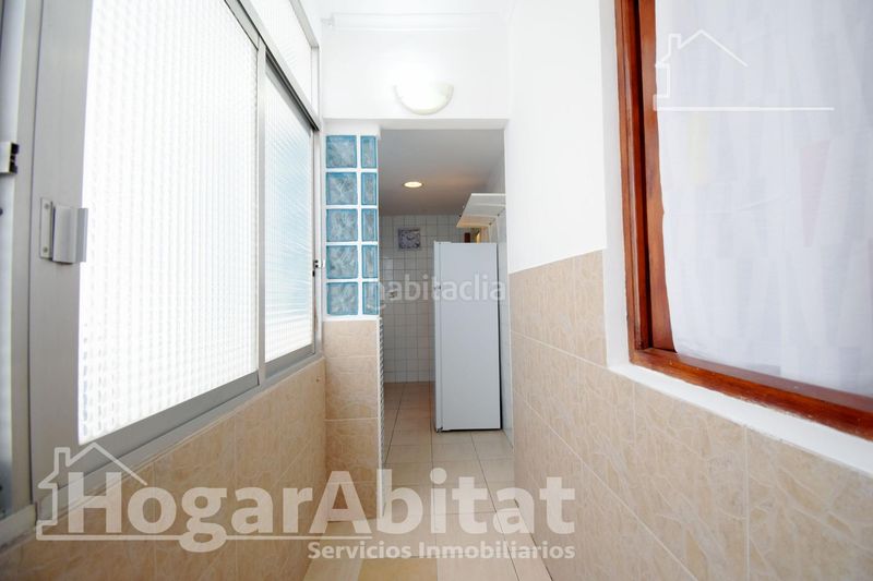 Foto 0b8df919-5f64-415c-bd5e-c9c747027ccc. Pis a Corea Gandia