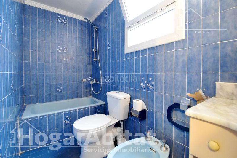 Foto 7d46352a-b890-4baf-908d-70c97e970175. Pis a Corea Gandia