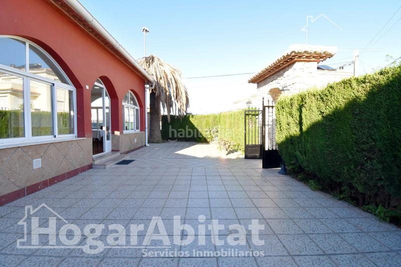 Foto 28d2e39f-a82b-4675-938d-de95a6d15f6e. Chalet mit heizung parking pool in Oliva playa Oliva