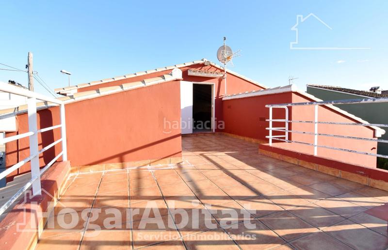 Foto 8855a754-a299-475c-b714-057e5a35a314. Chalet mit heizung parking pool in Oliva playa Oliva