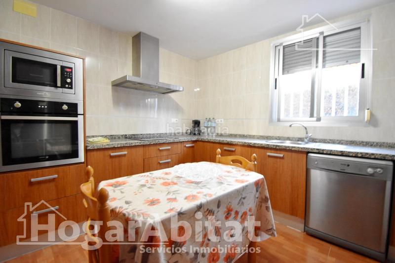 Foto e64a744a-1caa-480d-9d97-490088220096. Chalet mit heizung parking pool in Oliva playa Oliva