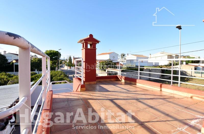 Foto f8cc51c4-47e0-4afe-96ad-978b5feb5638. Chalet mit heizung parking pool in Oliva playa Oliva